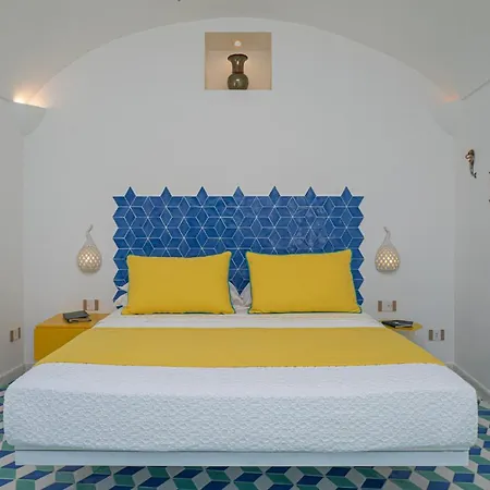 Maison d'hôtes Petrea Lifestyle 4*