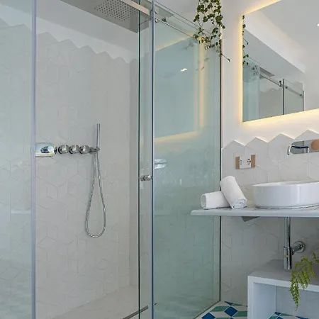Petrea Lifestyle Maison d'hôtes 4*